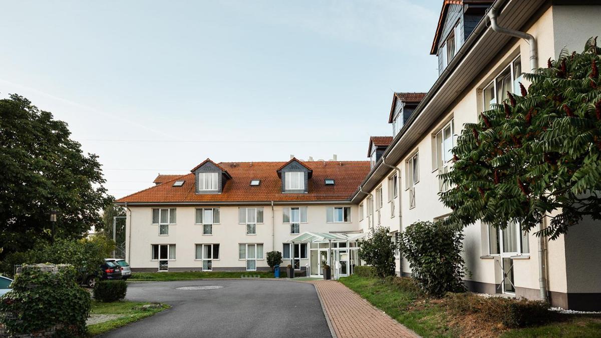 Hotel Ilmtal Mellingen Εξωτερικό φωτογραφία