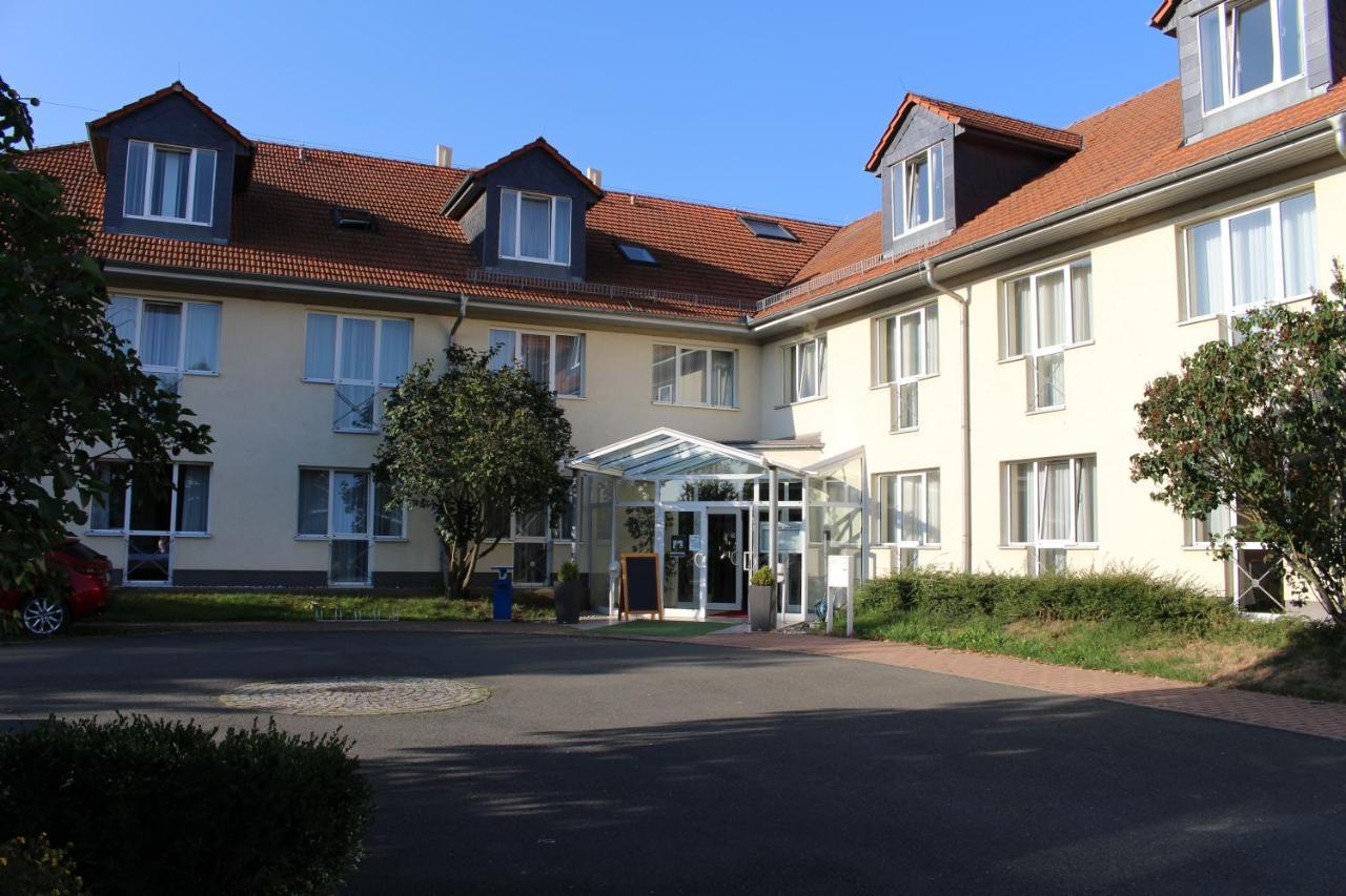 Hotel Ilmtal Mellingen Εξωτερικό φωτογραφία